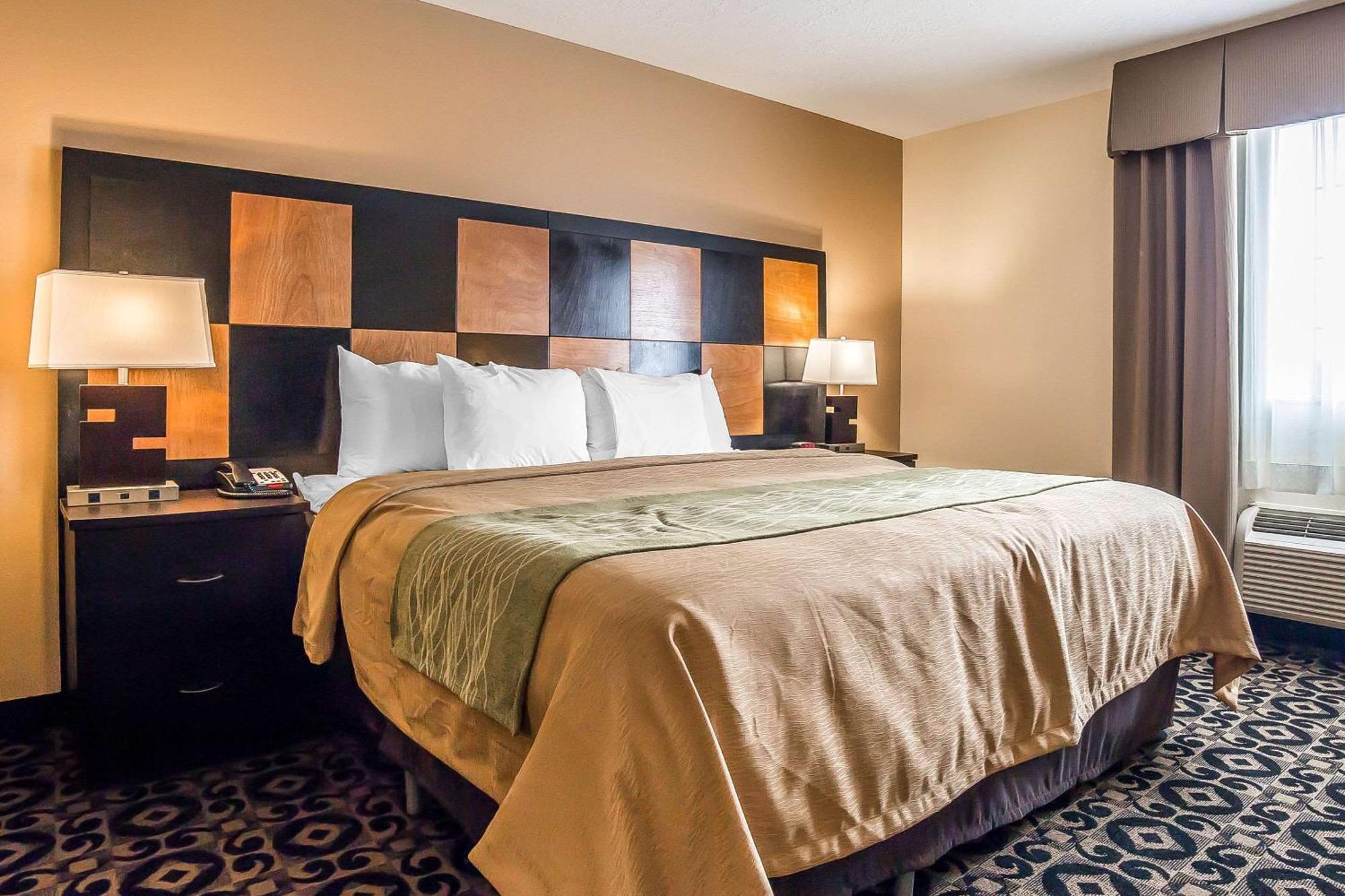 Comfort Inn Ballard-Roosevelt מראה חיצוני תמונה
